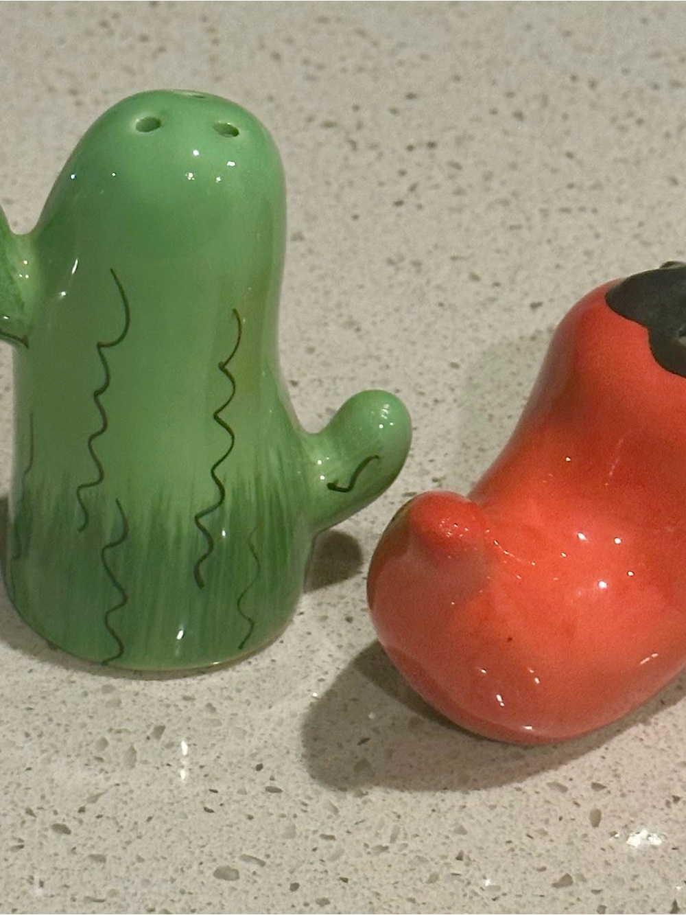 Cute Ceramic Cactus & Chili Pepper Salt & Pepper Shakers - Green & Red